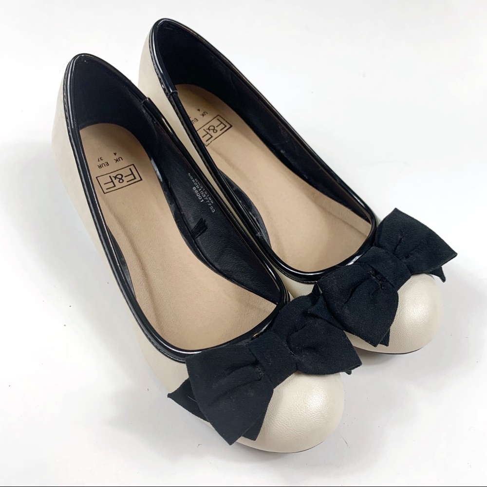 F&F Cream Bow Block Kitten Heels - Women’s Size 6